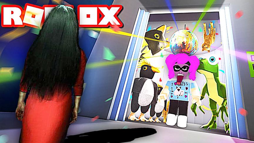 屌德斯&小熙 Roblox电梯模拟器 变身女装大佬出道后被贞子吓飞！
