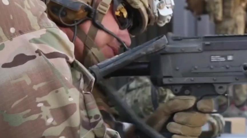 第10特种部队在内华达州进行靶场射击训练