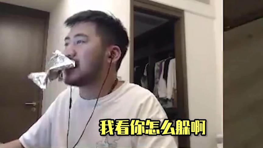 CSGO茄子：天才少年就是吃着东西也不会耽误操作！