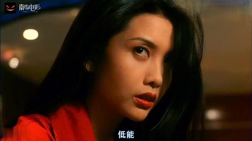 赌神：美女和仇笑痴对赌，底牌被盗浑然不知，关键时刻赌神出手！