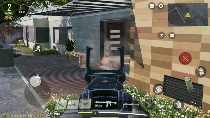 使命召唤手游:首次战斗个人竞技，一路连杀爽到爆!