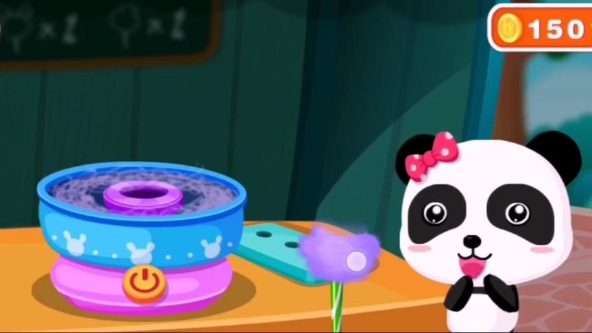 小星星启蒙乐园：小熊猫在游乐园买了两个蓝莓口味棉花糖，好贪吃