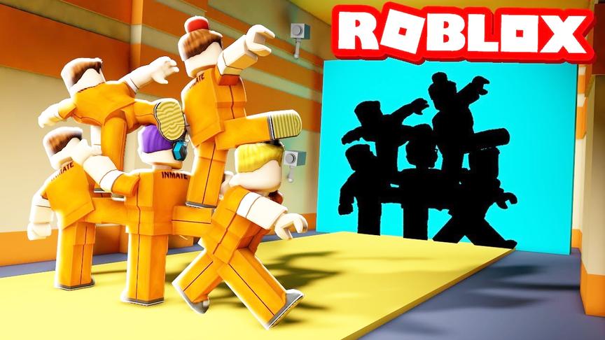 小飞象解说 Roblox动洞墙模拟器 各种奇形怪状的墙冲过来了！