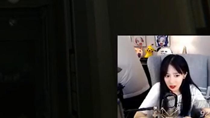呆妹玩寂静岭PT，这可能是她玩过最恐怖的一个游戏