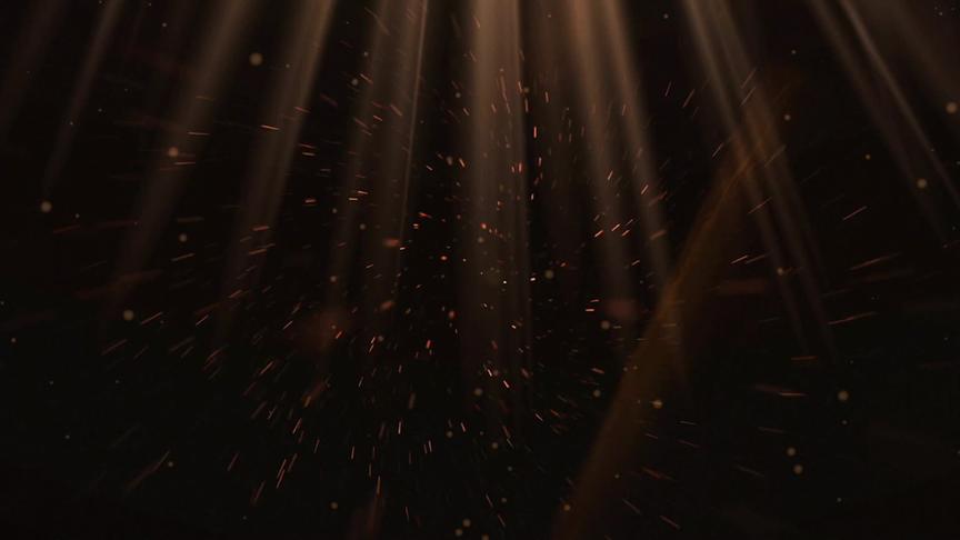 小林解说：大巴车跟坦克相撞，你觉得哪一个更加结实！