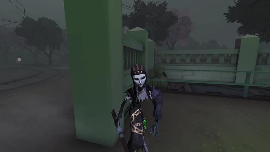 第五人格：爱吸鸟的先知，可惜没啥用