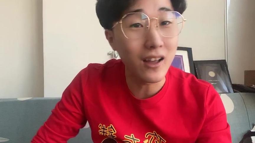 一日的vlog：祝大家春节快乐，这红衣服让一日穿的好喜庆